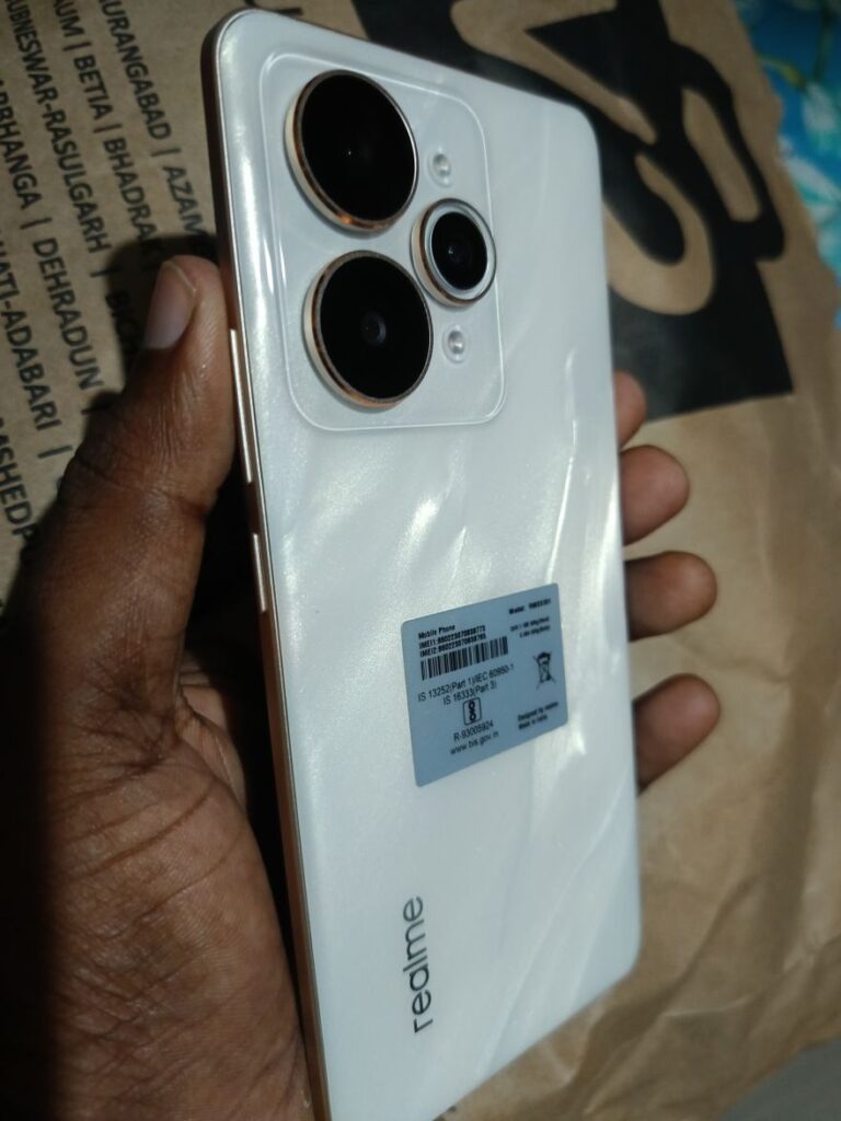 Realme 15 Pro 5G 
